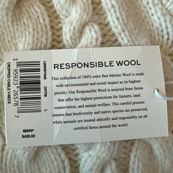 2863 Frame Off White Merino Wool cable knit cropped V-neck sweater sz Large - Picture 7 of 7